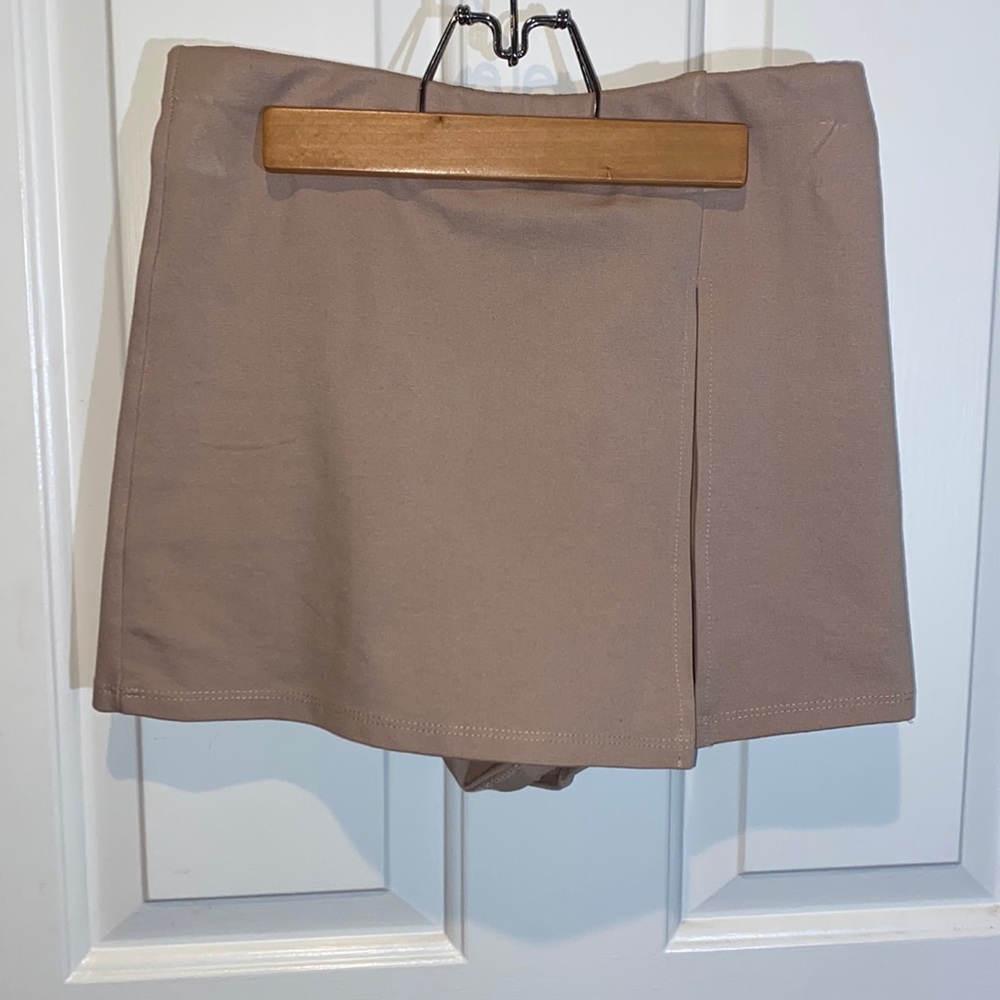 Khaki mini skirt